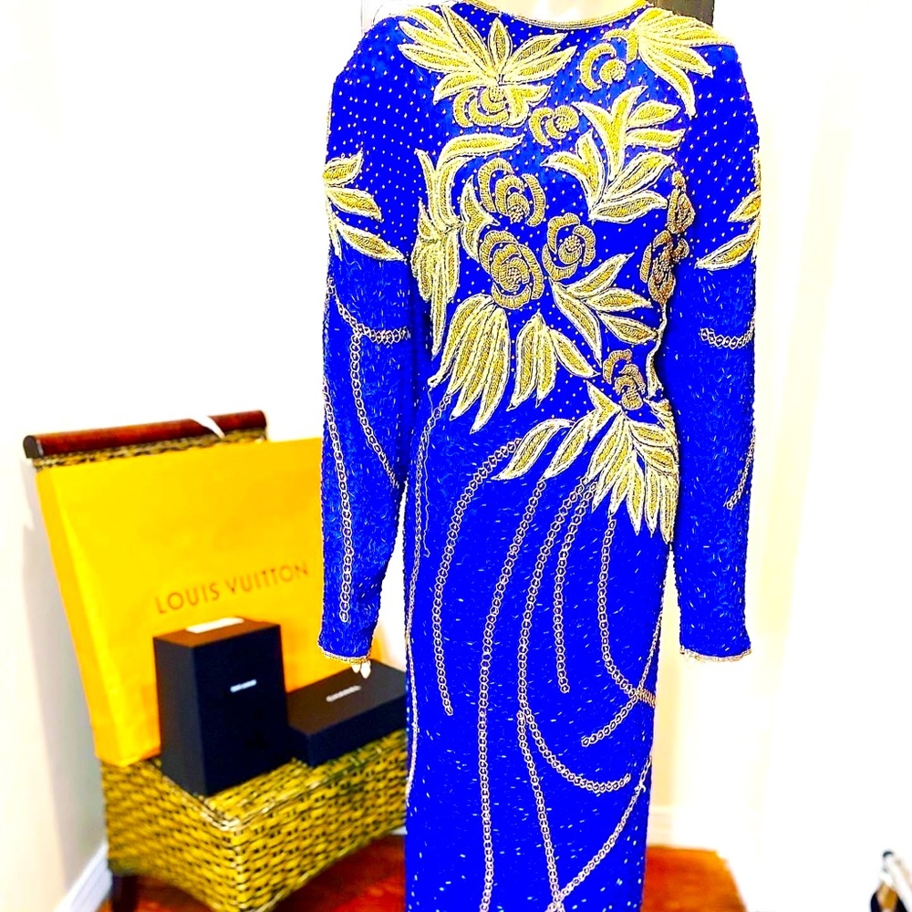 Stunningly Sequin Dress. Gala Ready.
